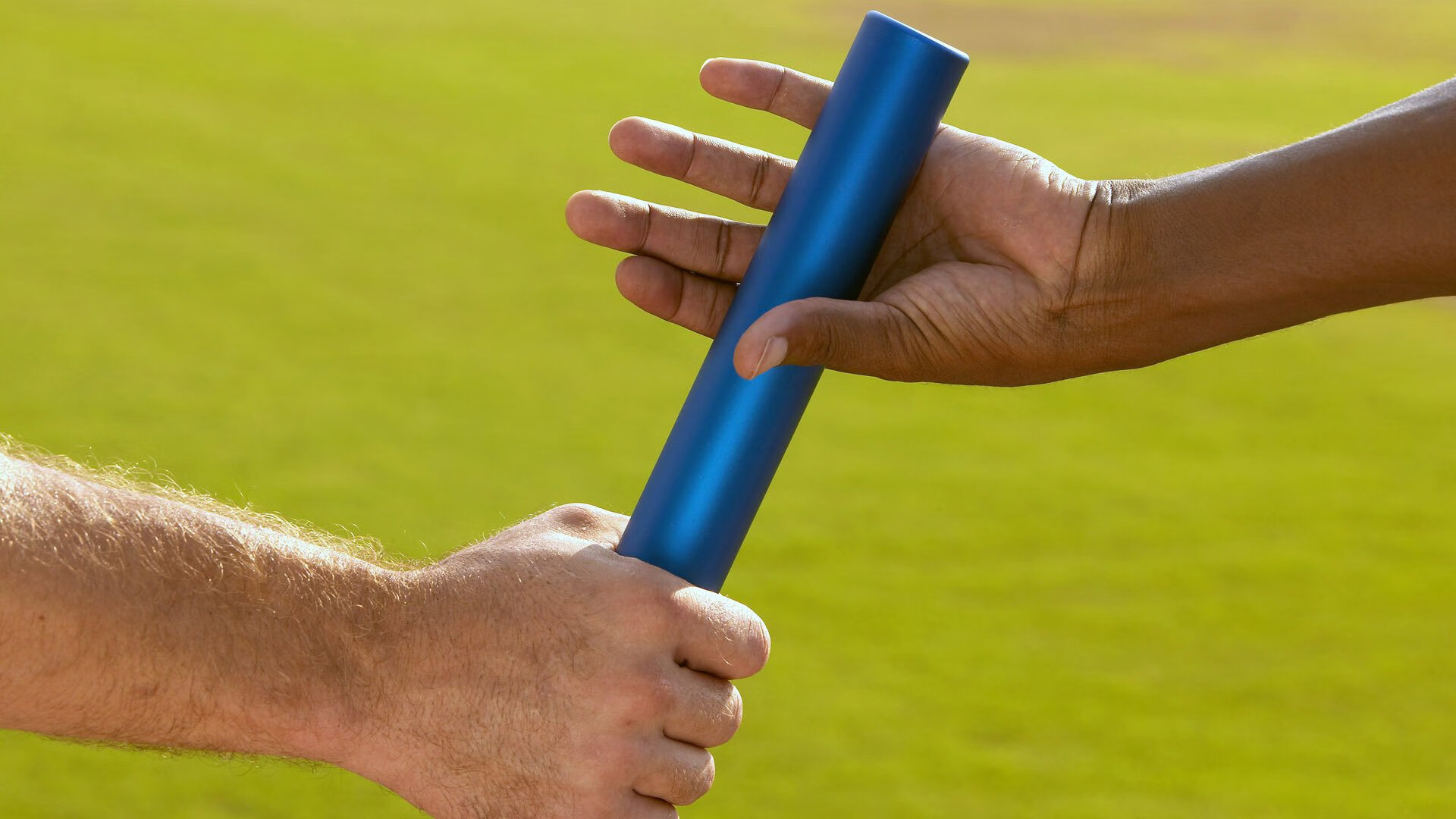 “英超战火持续升级,冠军之路艰难前行”,英超争冠形势